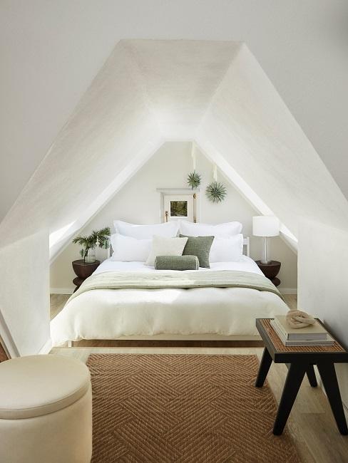 attic bedroom