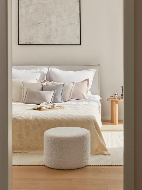 bedroom carpet