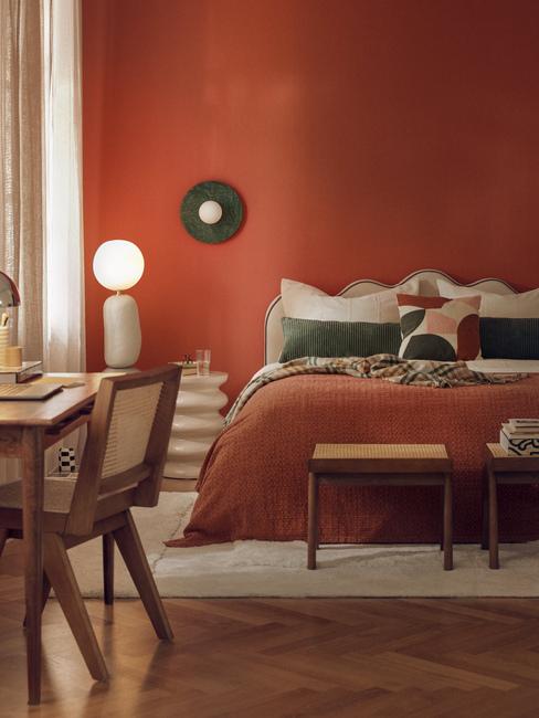 bedroom in green